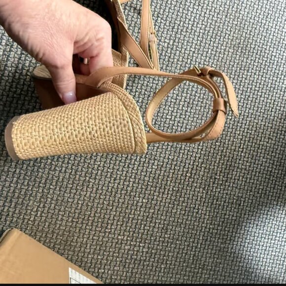 NEW Avril Cookie Dough Block Heel Sandals – Women’s Size EU 37. - Picture 3 of 7